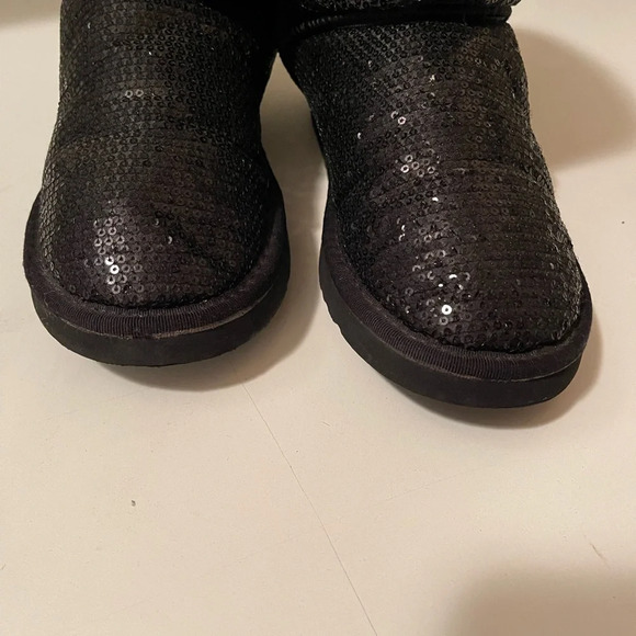 COPY -  beautiful shiny sparkle boots. black color - Picture 10 of 13